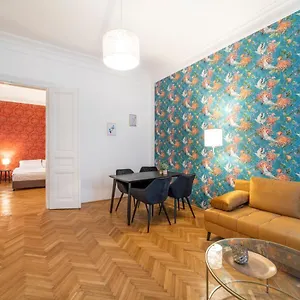 https://flying-crane-apartment-near-mariahilferstrae.vienna-besthotels.com