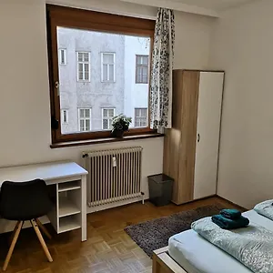 https://hidden-gem-by-jr-city-apartments.vienna-besthotels.com
