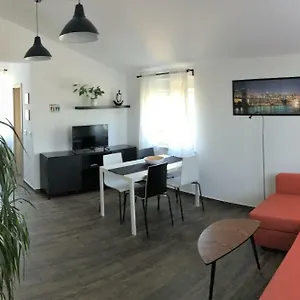 Fine&shine Apartment